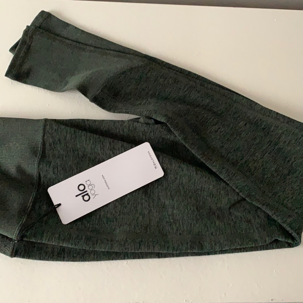 Brand New Alo Yoga Athleisure Pant